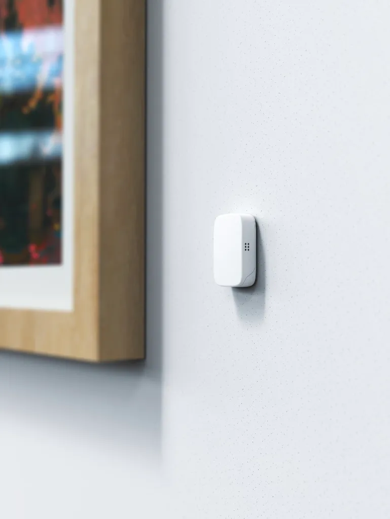 6735cf1e09d3ad759b31b66b_Wireless Temperature Humidity Sensor Portrait.webp